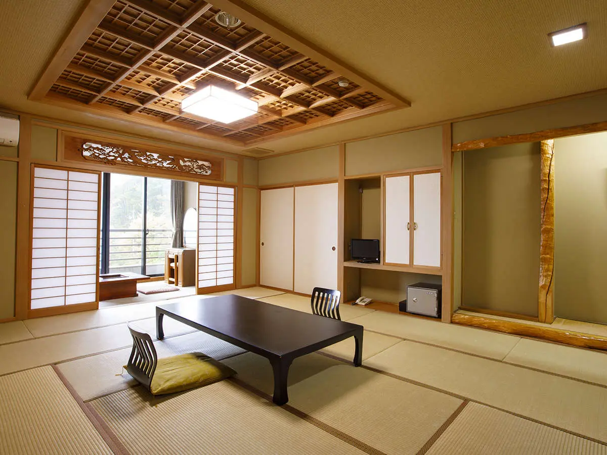 Wakamiro ryokan hotel